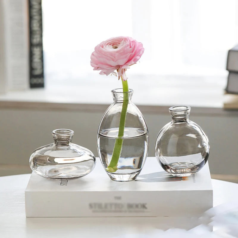 3-Piece Glass Bud Vase Set Vintage Table Setting Shelf Decor