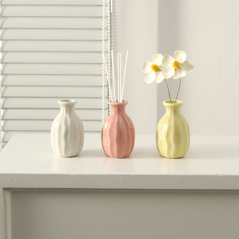 Mini Candy Colour Ceramic Bud Vase Small Flower Vase Shelf Decor