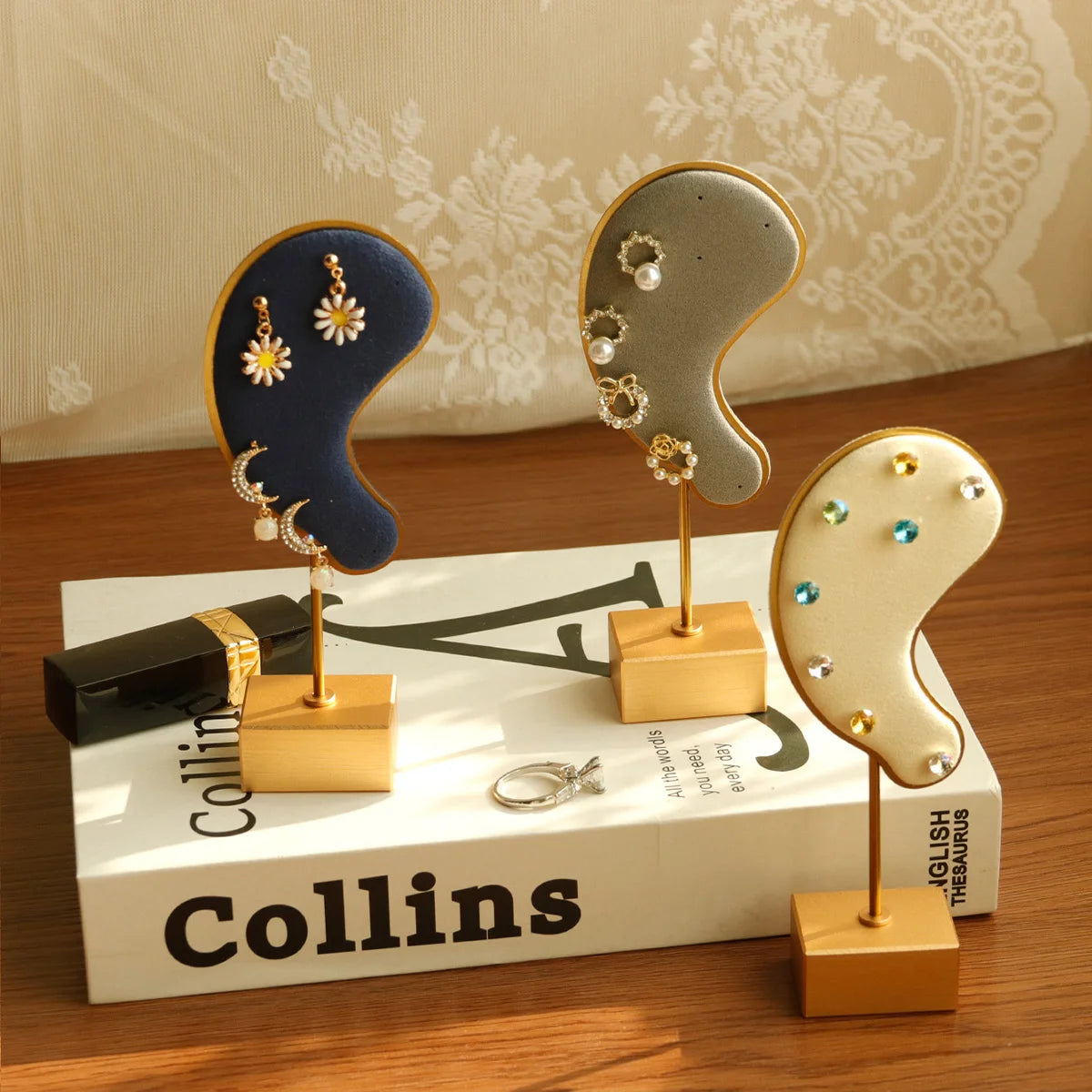 Ear-Shaped Earring Display Stand Microfiber Jewellery Organiser Home Decor