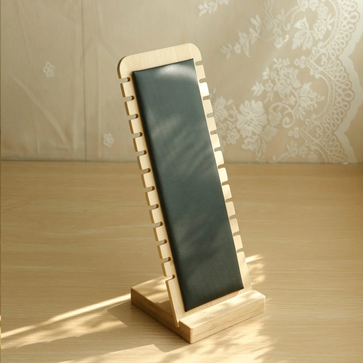 Wooden Necklace Display Stand Large Capacity Jewellery Organiser Home Decor