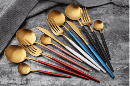 Luxury 24-Piece Gold and Silver Stainless Steel Cutlery Set Kitchen Decor