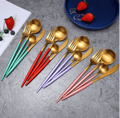 Luxury 24-Piece Gold and Silver Stainless Steel Cutlery Set Kitchen Decor