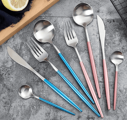 Luxury 24-Piece Gold and Silver Stainless Steel Cutlery Set Kitchen Decor