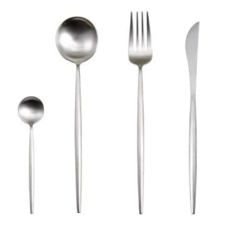 Luxury 24-Piece Gold and Silver Stainless Steel Cutlery Set Kitchen Decor